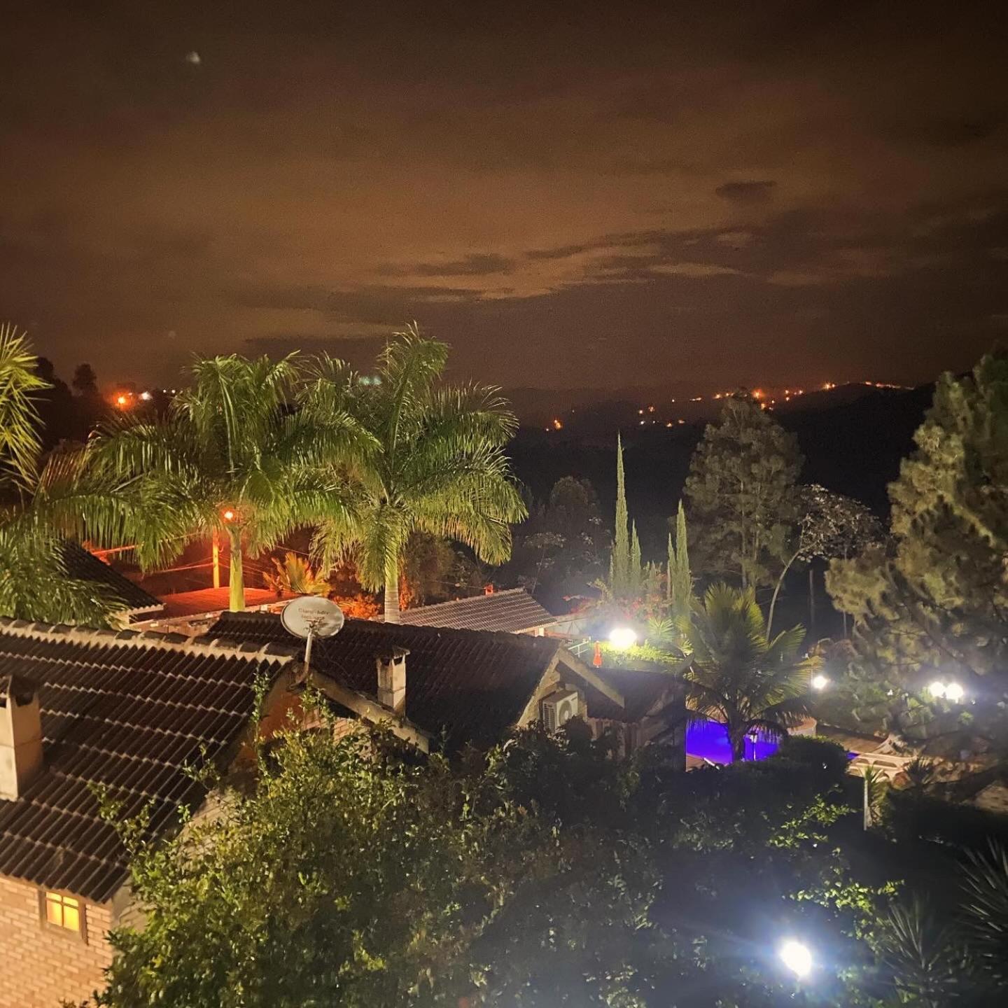 Chales Marinelli Em Sao Roque المظهر الخارجي الصورة